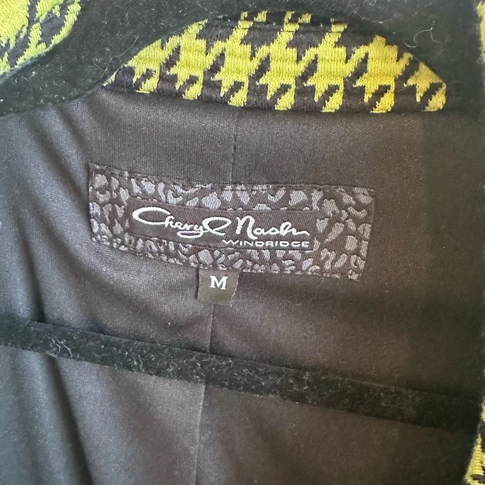 Vintage Black and Green Houndstooth Blazer - Picture 2 of 2